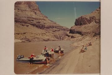 Stopped above Granite Narrows for repairs. Approximate gauge at Bright Angel: 45,000 cfs