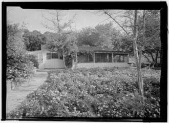 Go to image 1.